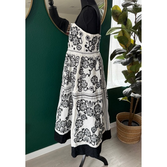 Johnny Was Embroidered Midi Dress Womens M White Black Bohemian Cottagecore  NWT is available for purchase on au PAY Market - Imported Goods Online  Store Co.Ltd. | au PAY Market - Online